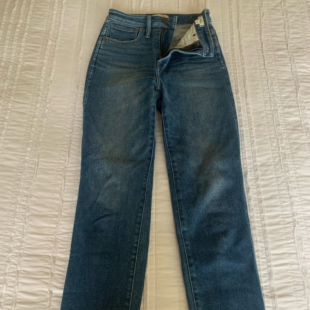 Curvy Stovepipe Jean